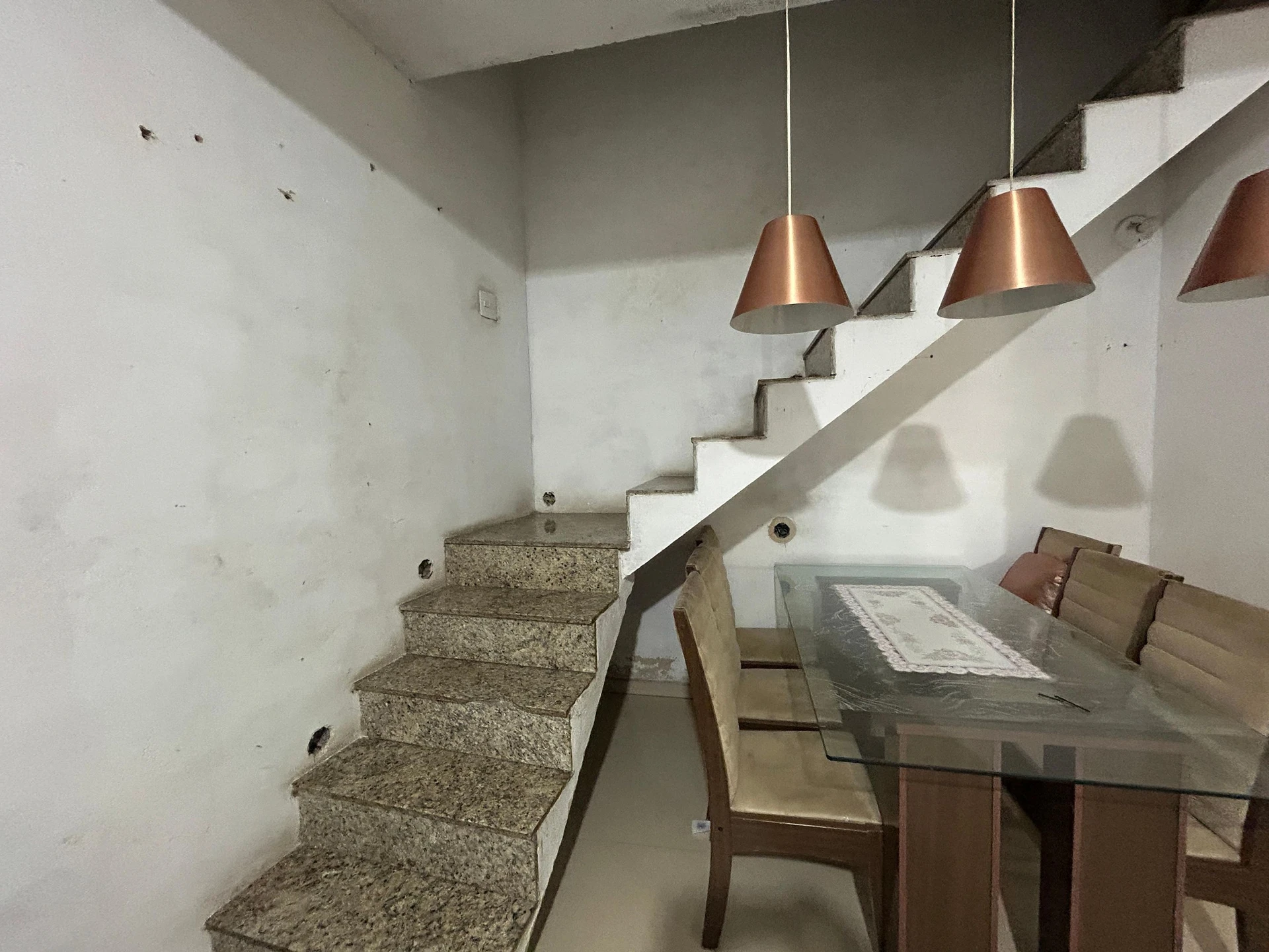Rental house with 2 en-suite bedrooms and balcony — photo 43