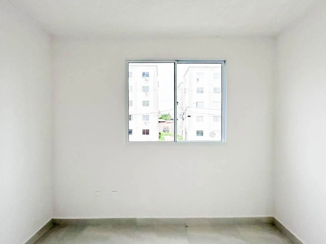 2-bedroom apartment in a building with a gym — photo 26