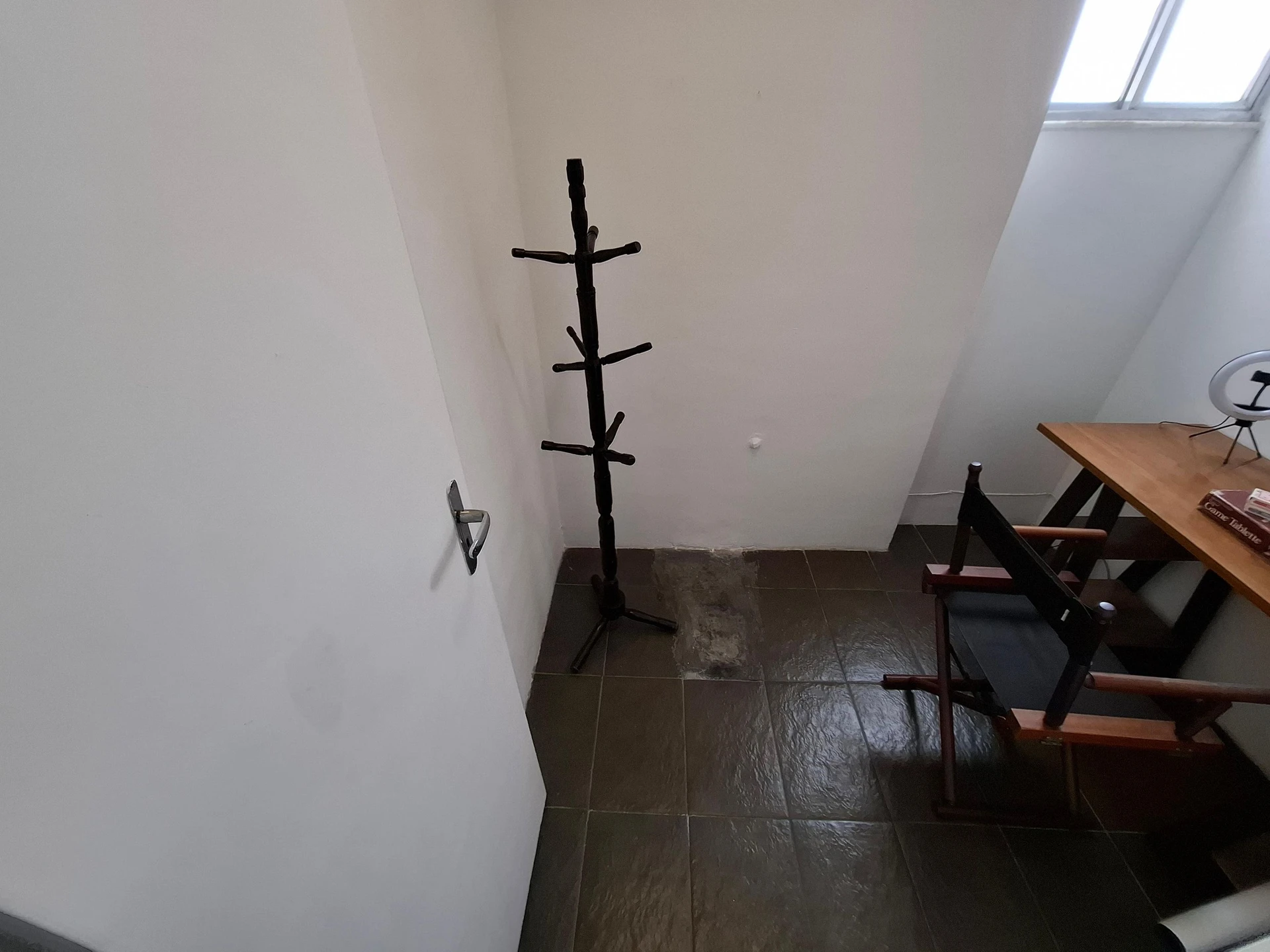 Furnished 4-bedroom apartment with 2 bathrooms — photo 6