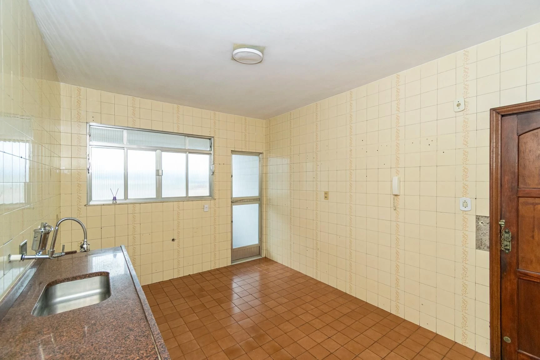 Apartment, 90 m², with a bathtub — photo 52