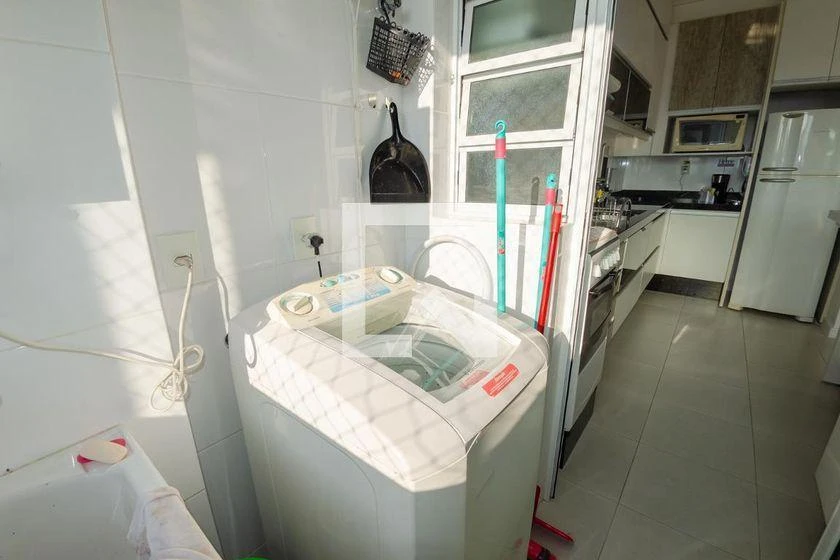 Apartamento amueblado con 2 dormitorios y 115 m² — photo 40