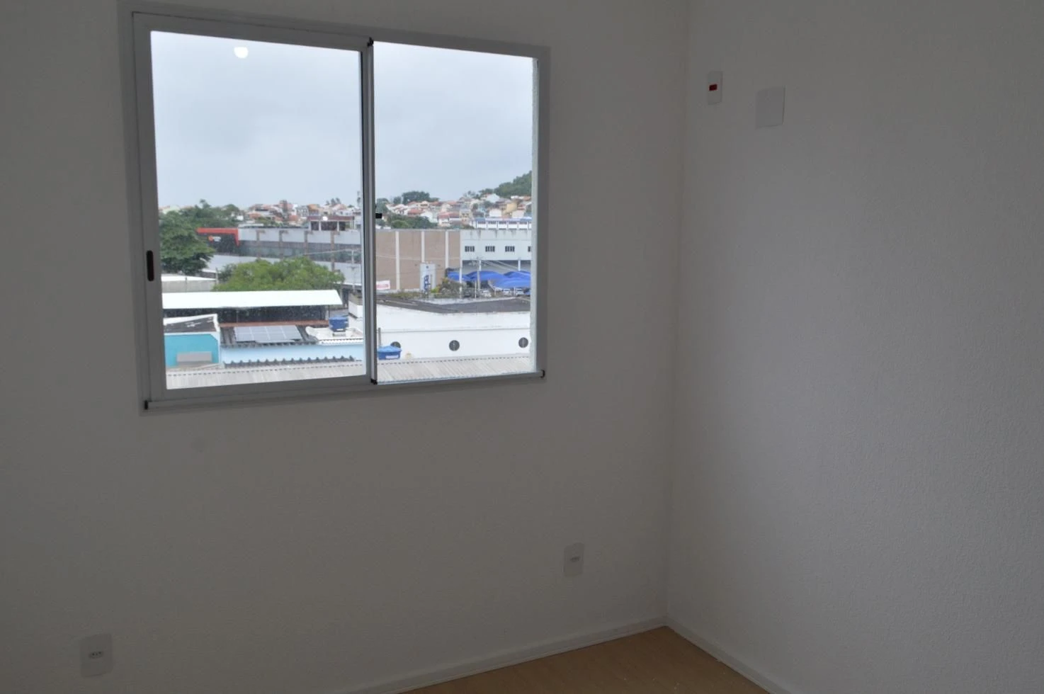 Mountain view in a 2-bedroom apartment, 52 m² — photo 20