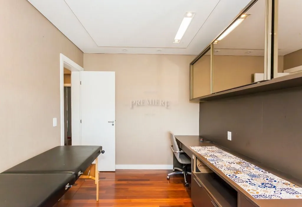 Furnished 158 m² apartment with 3 bedrooms and 5 bathrooms — photo 33