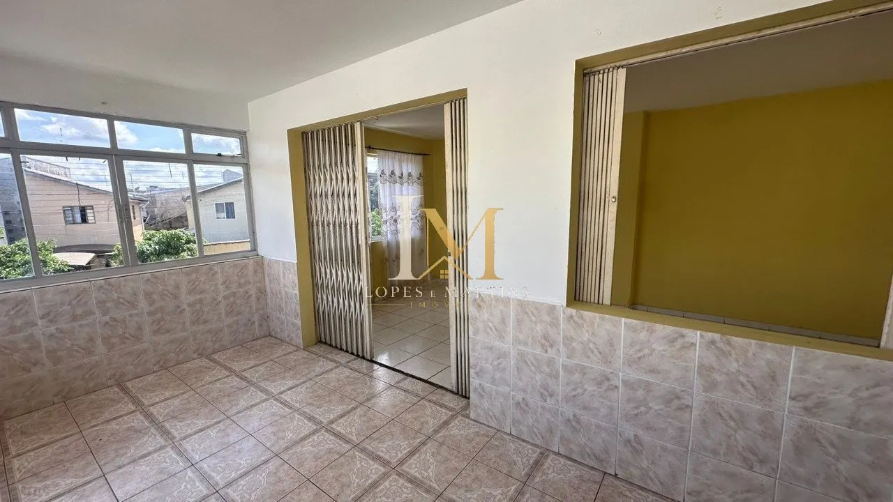 4-bedroom house with a grill on the balcony — photo 3