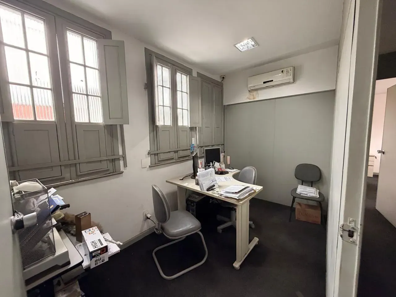Casa para aluguel com 4 quartos e 5 banheiros