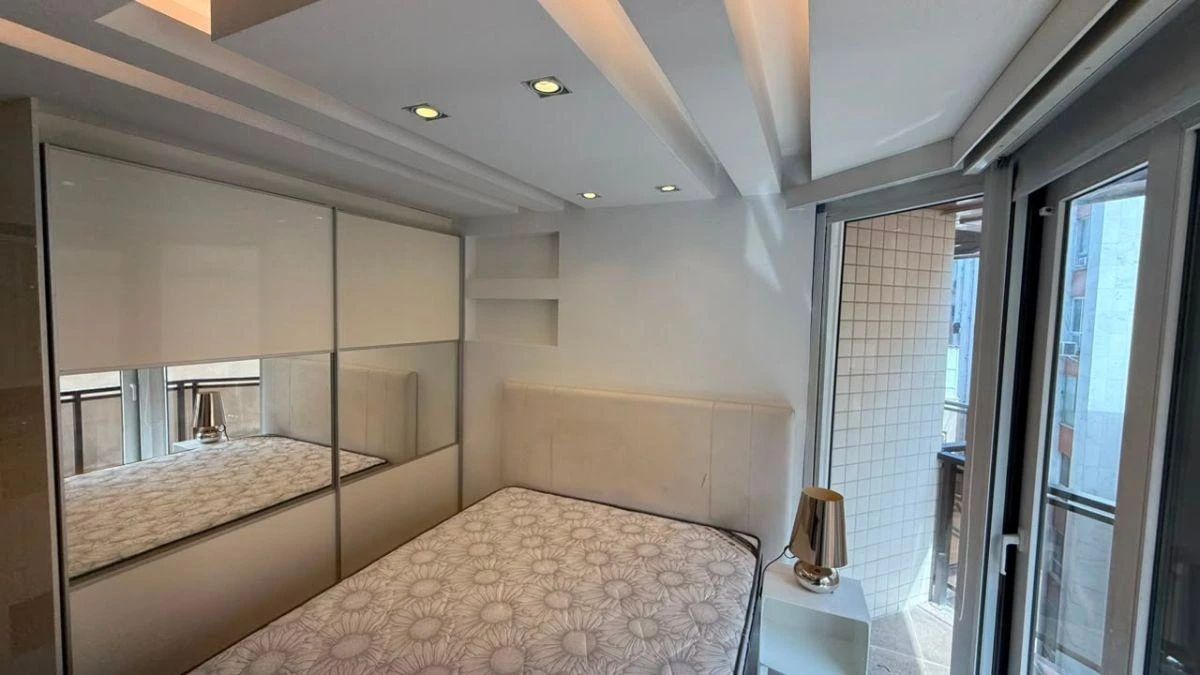 Furnished 86 m² apartment with 2 en-suite bedrooms — photo 18
