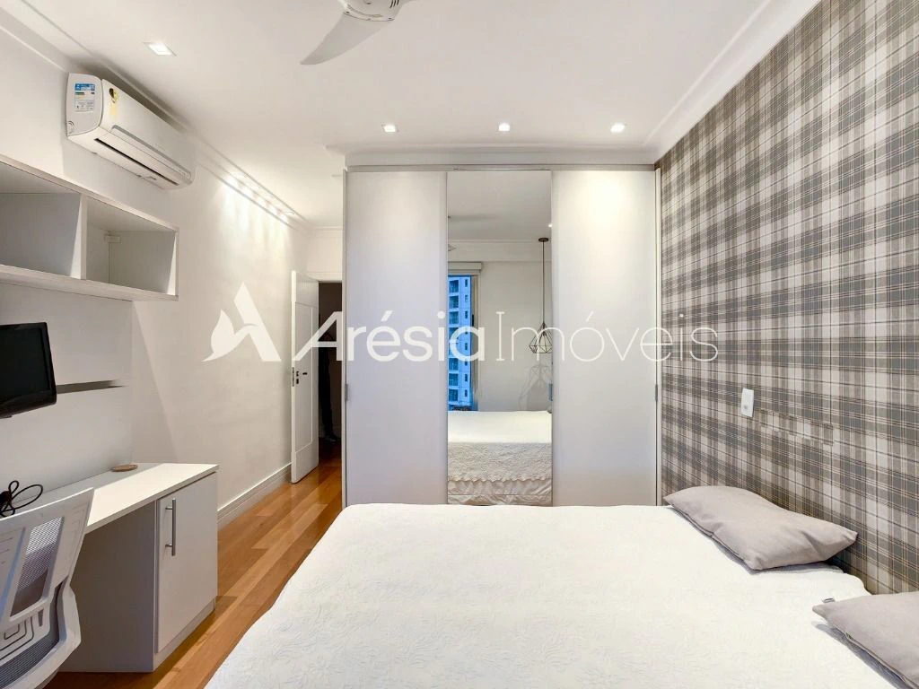 Furnished apartment with 4 bedrooms and private BBQ area — photo 23