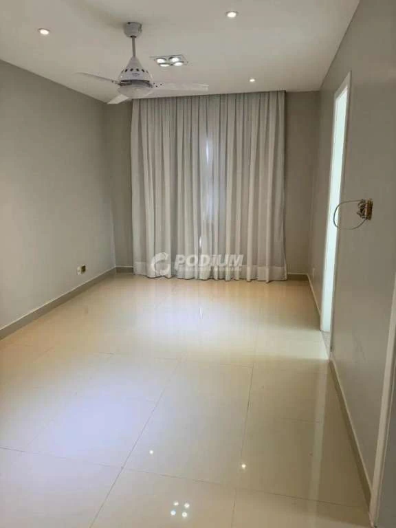 Triplex house with 4 suites, 360 m² and 2 parking spots — photo 22