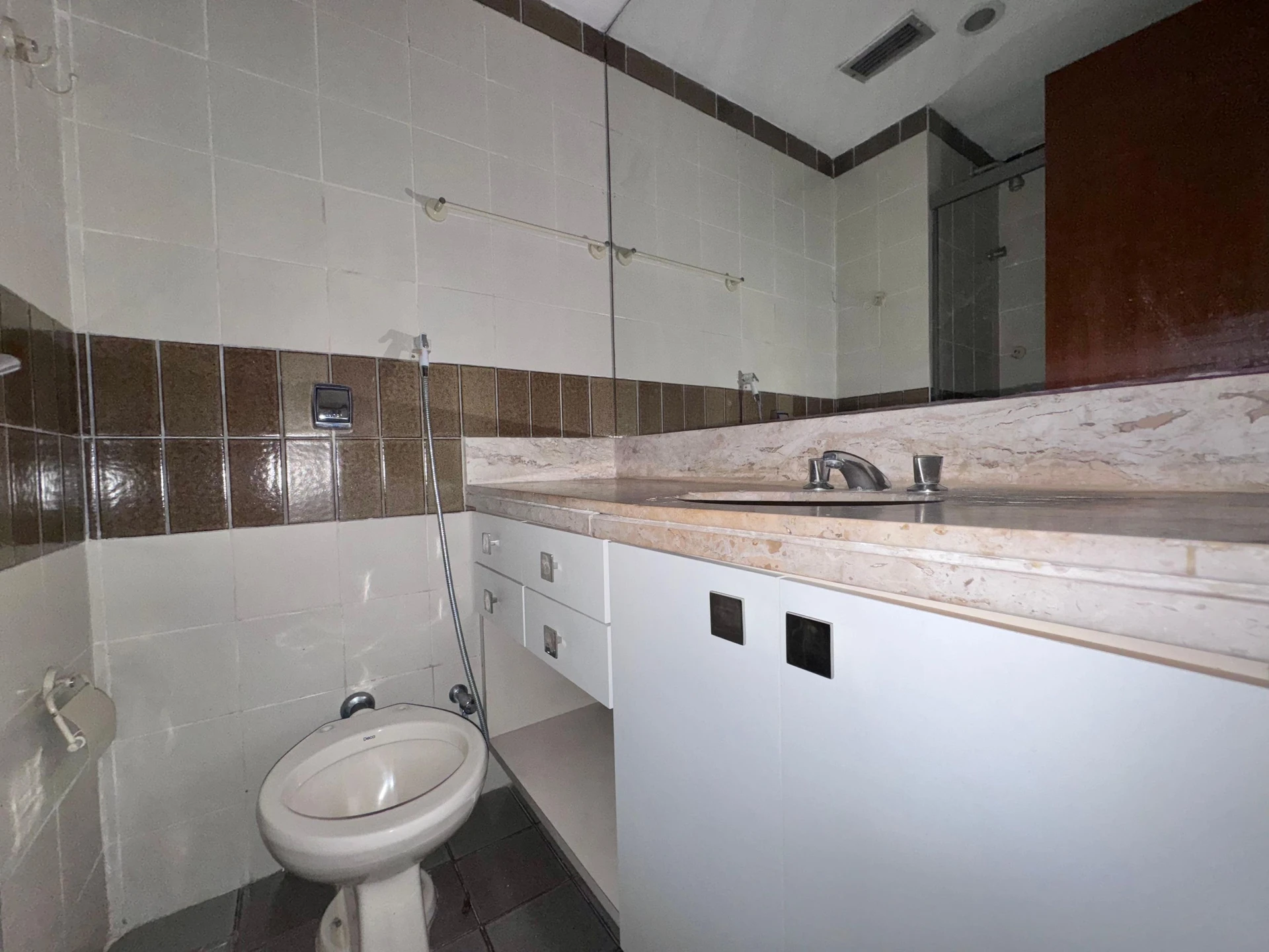 Apartamento de 3 quartos com varanda de vidro — photo 43