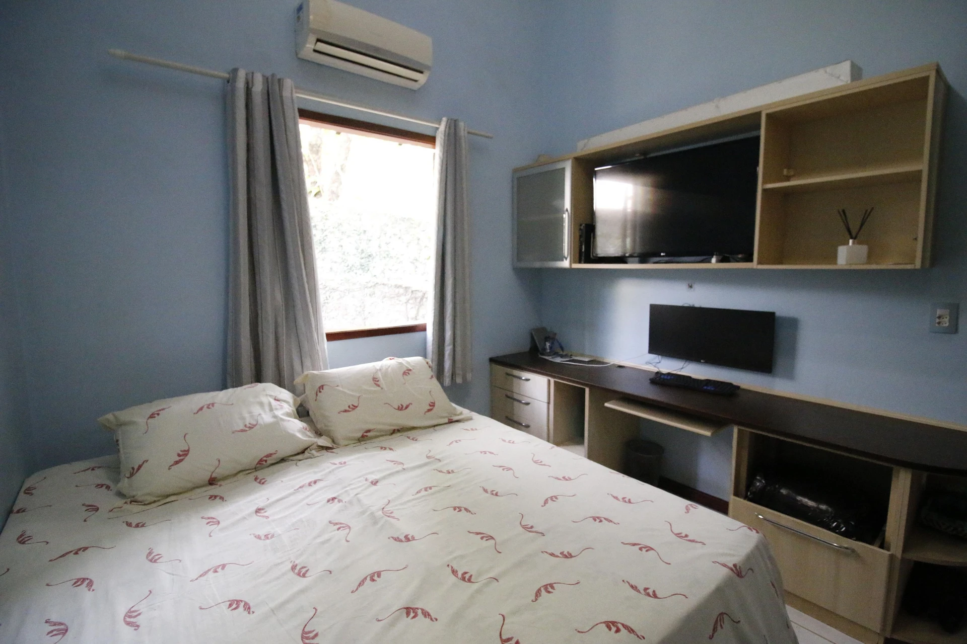 Furnished house, 700 m², with a jacuzzi — photo 3