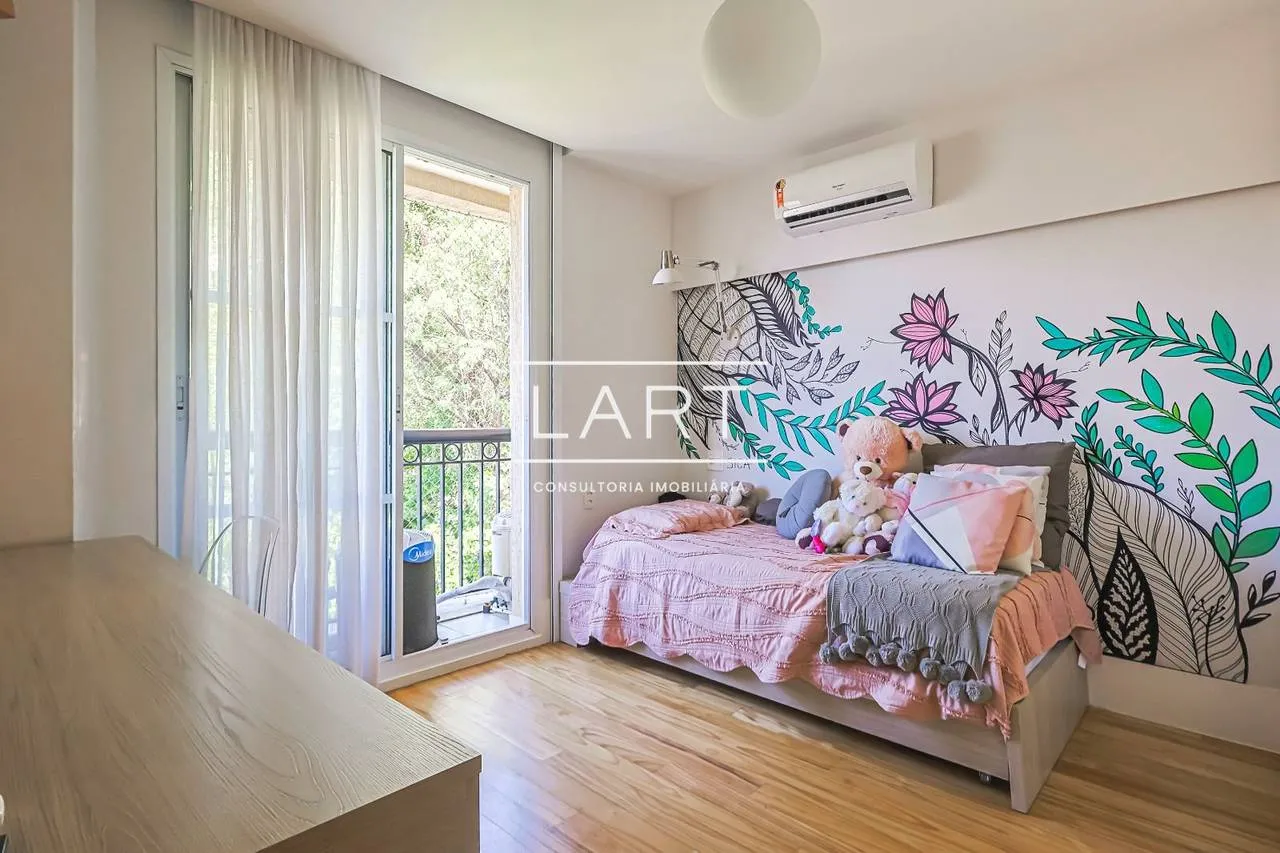 Furnished 4-bedroom apartment with open-plan kitchen — photo 15