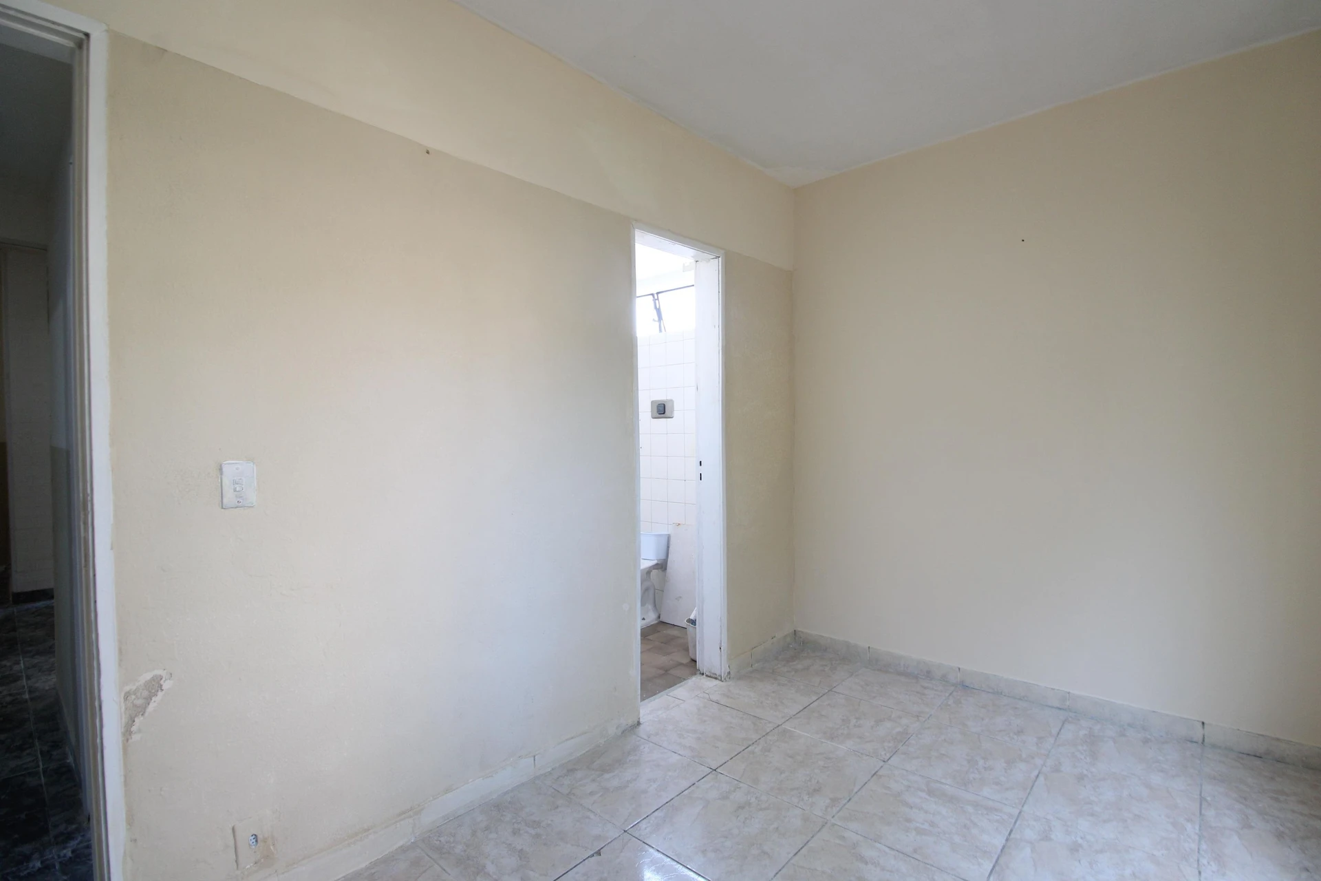 2-bedroom apartment in a building with a pool — photo 19