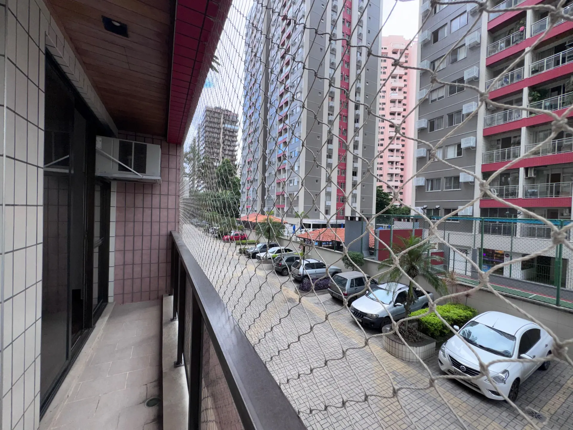 Apartamento de 3 quartos com varanda de vidro — photo 13