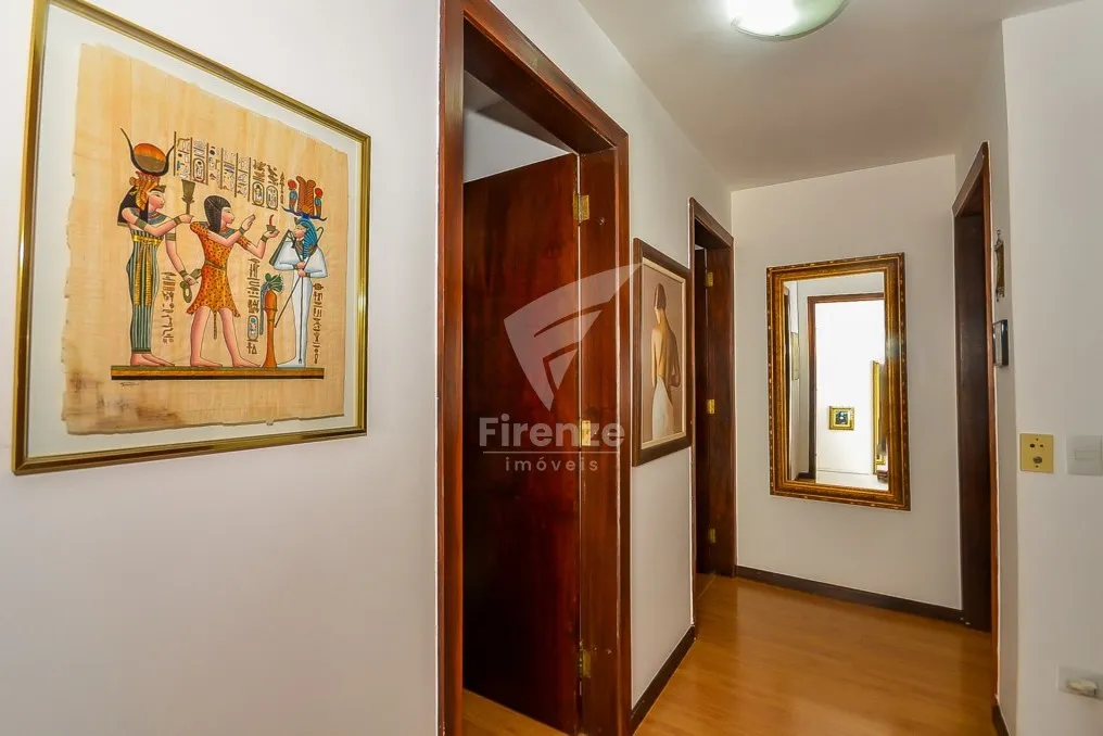 424 m² house with 3 en-suite bedrooms and 4 parking spots — photo 27