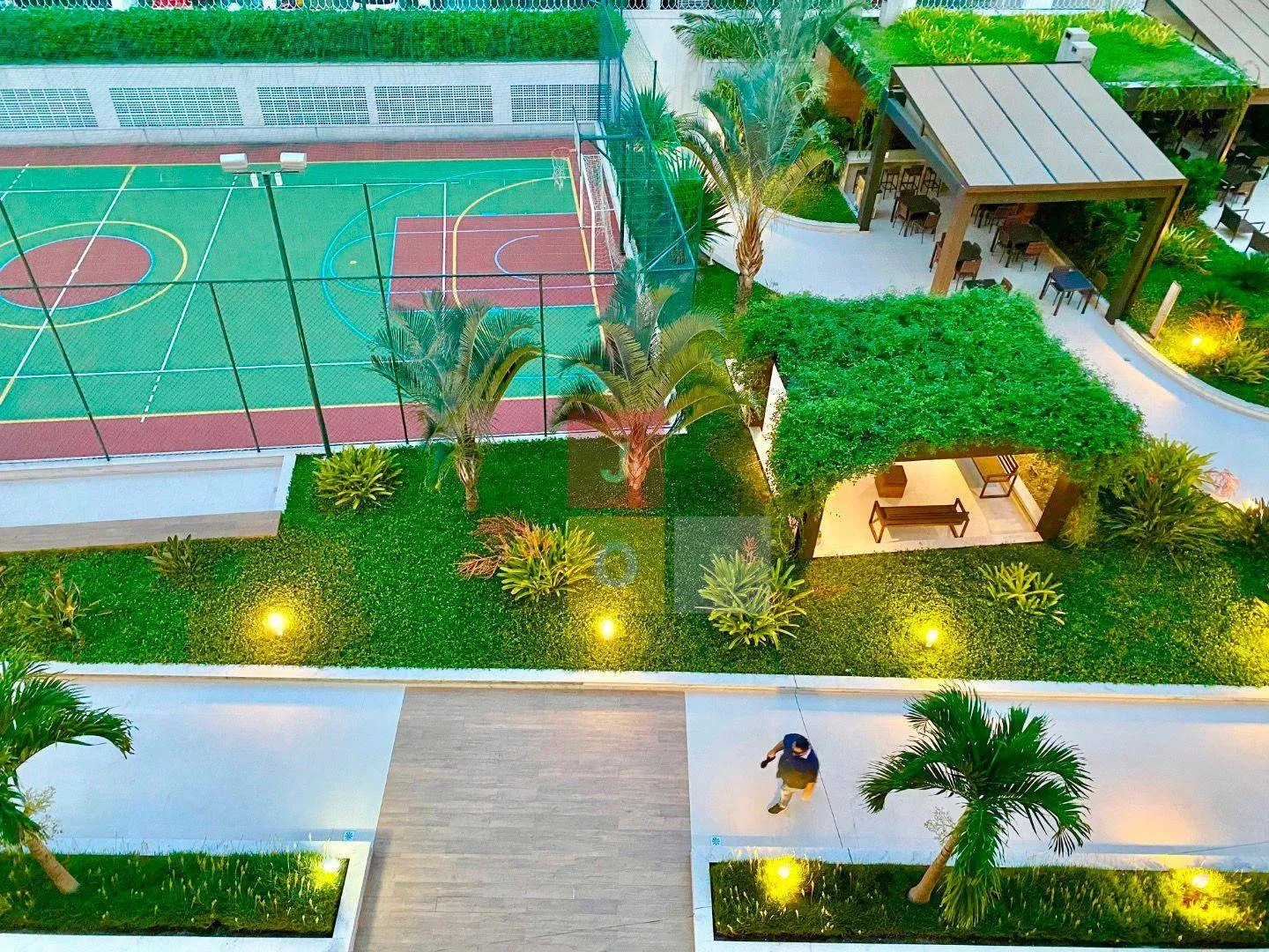 2-bedroom apartment with 2 bathrooms, 72 m² — photo 43
