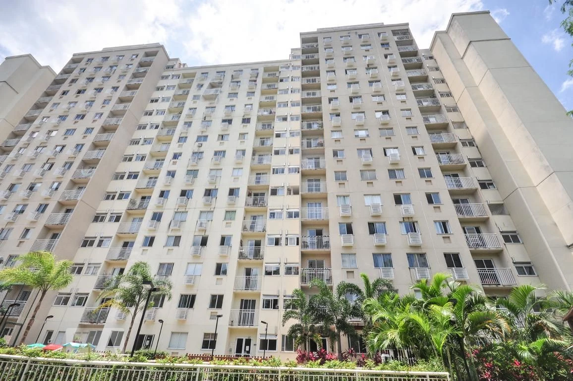 Unfurnished 3-bedroom apartment with balcony — photo 68