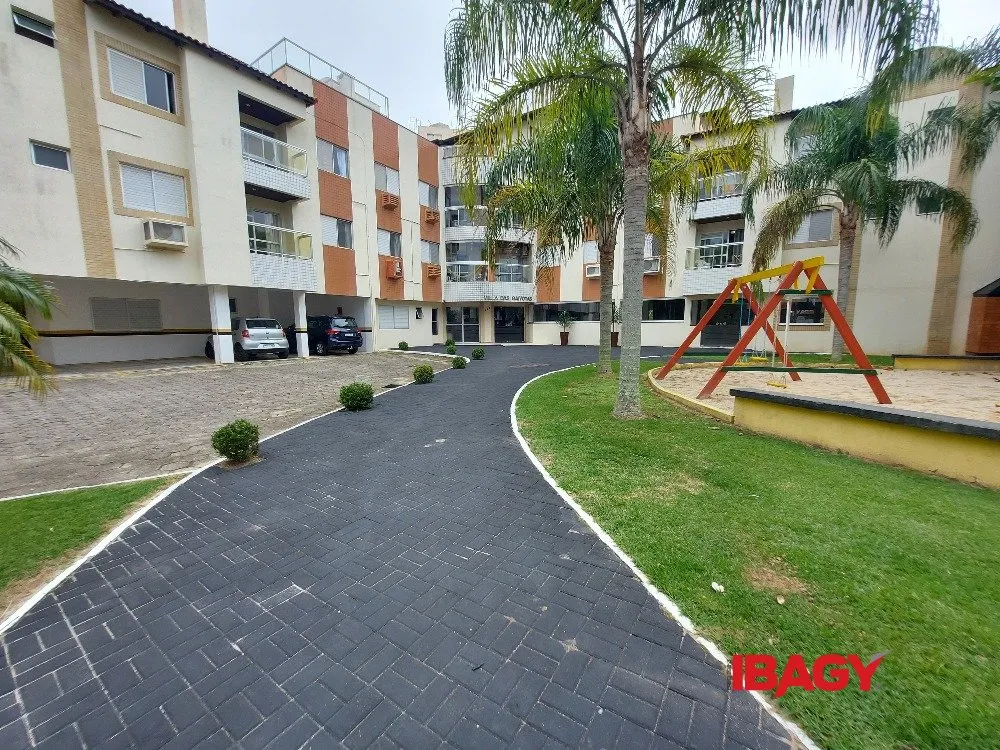 Apartamento de 2 dormitórios com piscina ao ar livre — photo 7