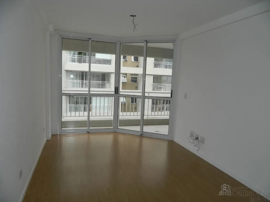 Балкон з грилем та 2 спальні: квартира 70 м² — photo 43