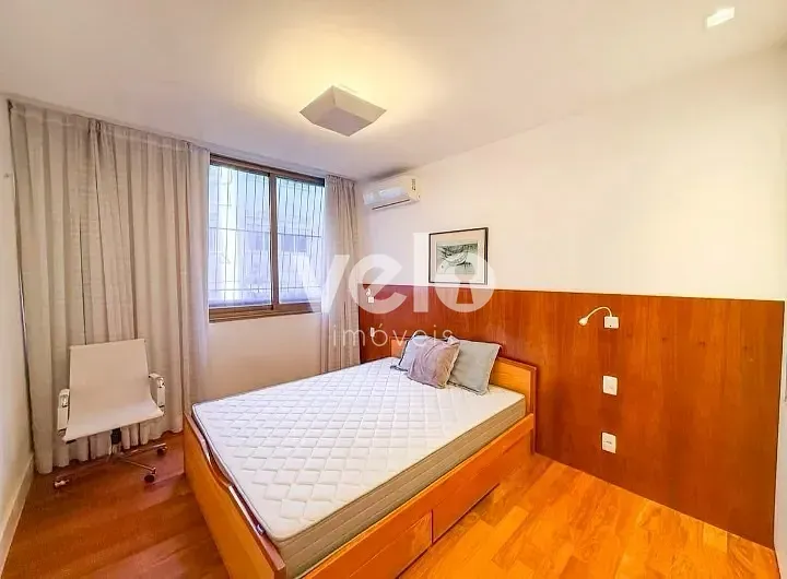 260 m² apartment with 3 bedrooms and 4 bathrooms — photo 2