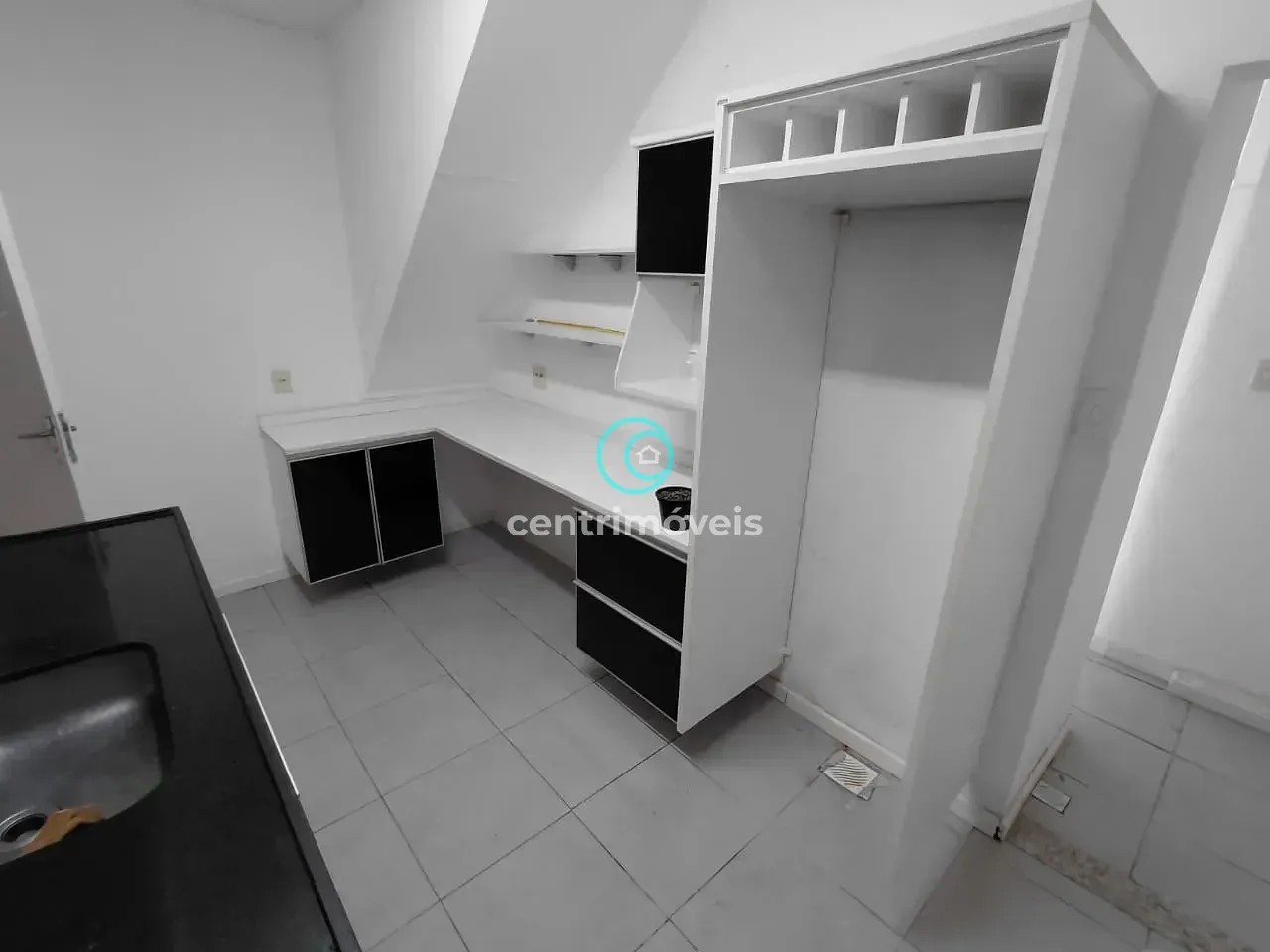 3-bedroom apartment with a home office — photo 31