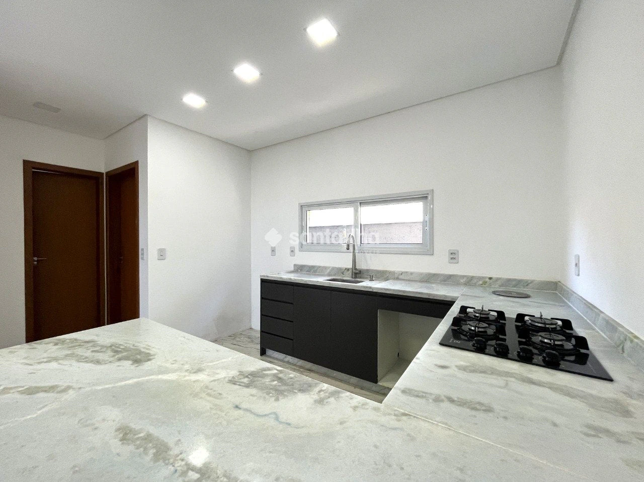 Будинок 140 м² з власним барбекю та пральною машиною — photo 8