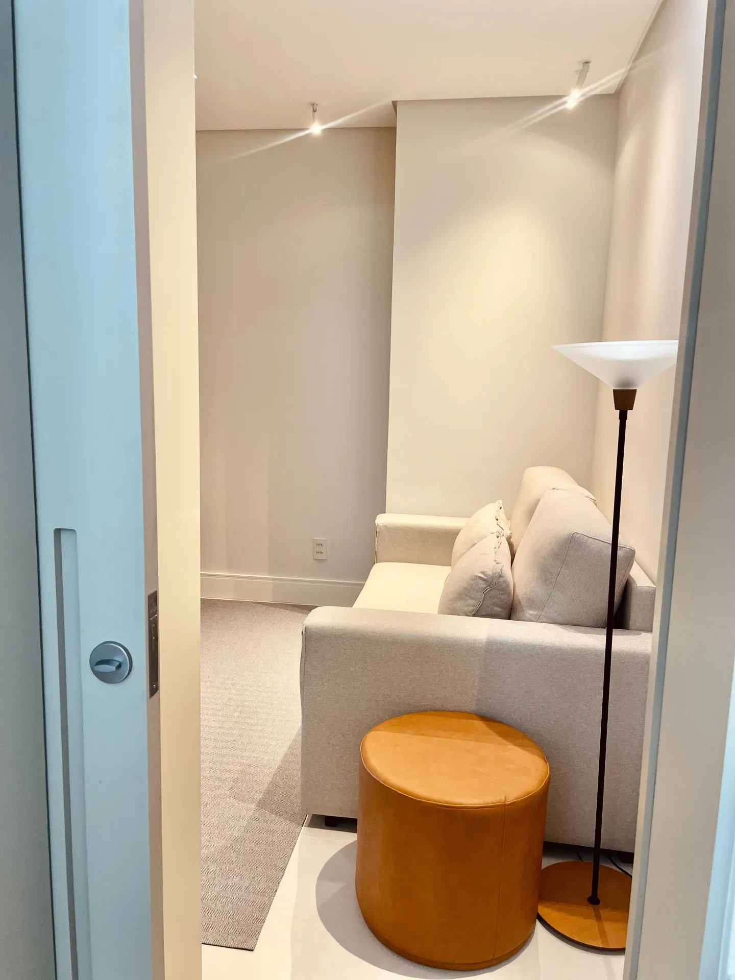 Apartamento amueblado con 3 suites y 130 m² — photo 38