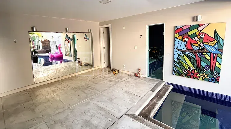Casa mobiliada com cozinha americana a gás e 5 suítes — photo 18