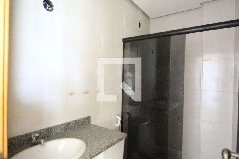 2-bedroom apartment with 2 bathrooms and 54 m² — photo 23