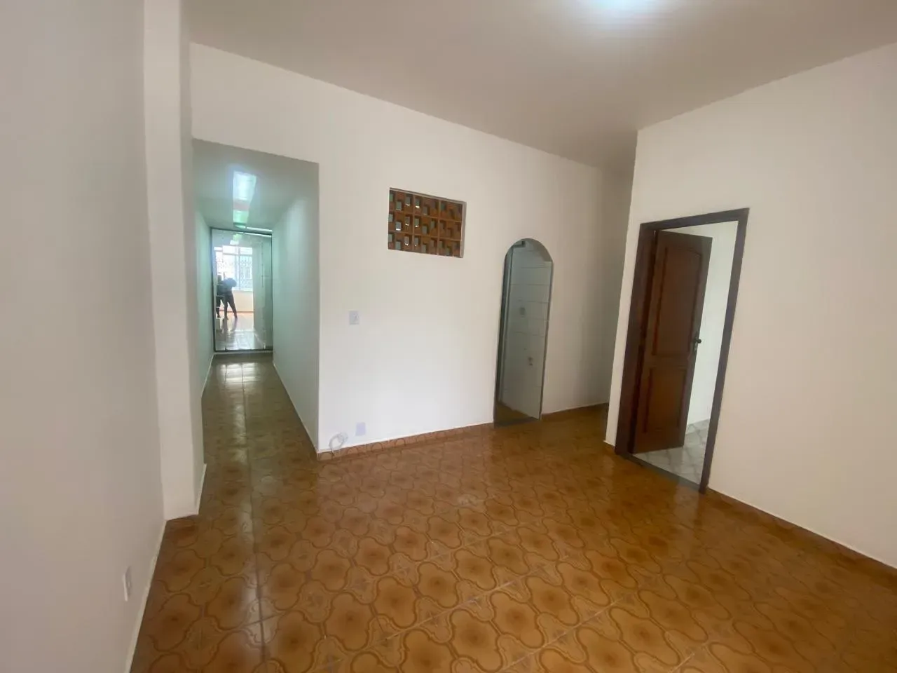 Unfurnished apartment with laundry area and 2 bedrooms — photo 16