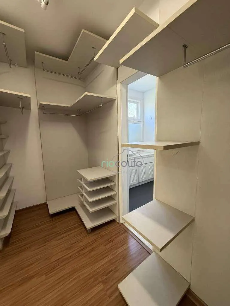 Casa com 5 quartos, 990 m² e 2 vagas, perto das janelas — photo 20