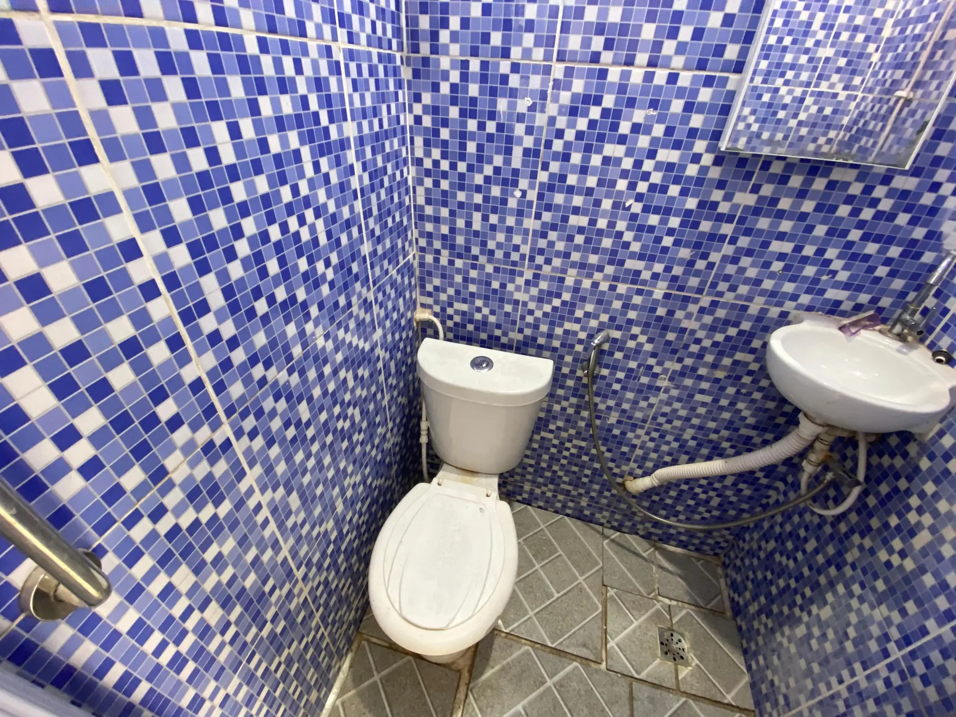 Rental house with 2 bedrooms and no parking — photo 47