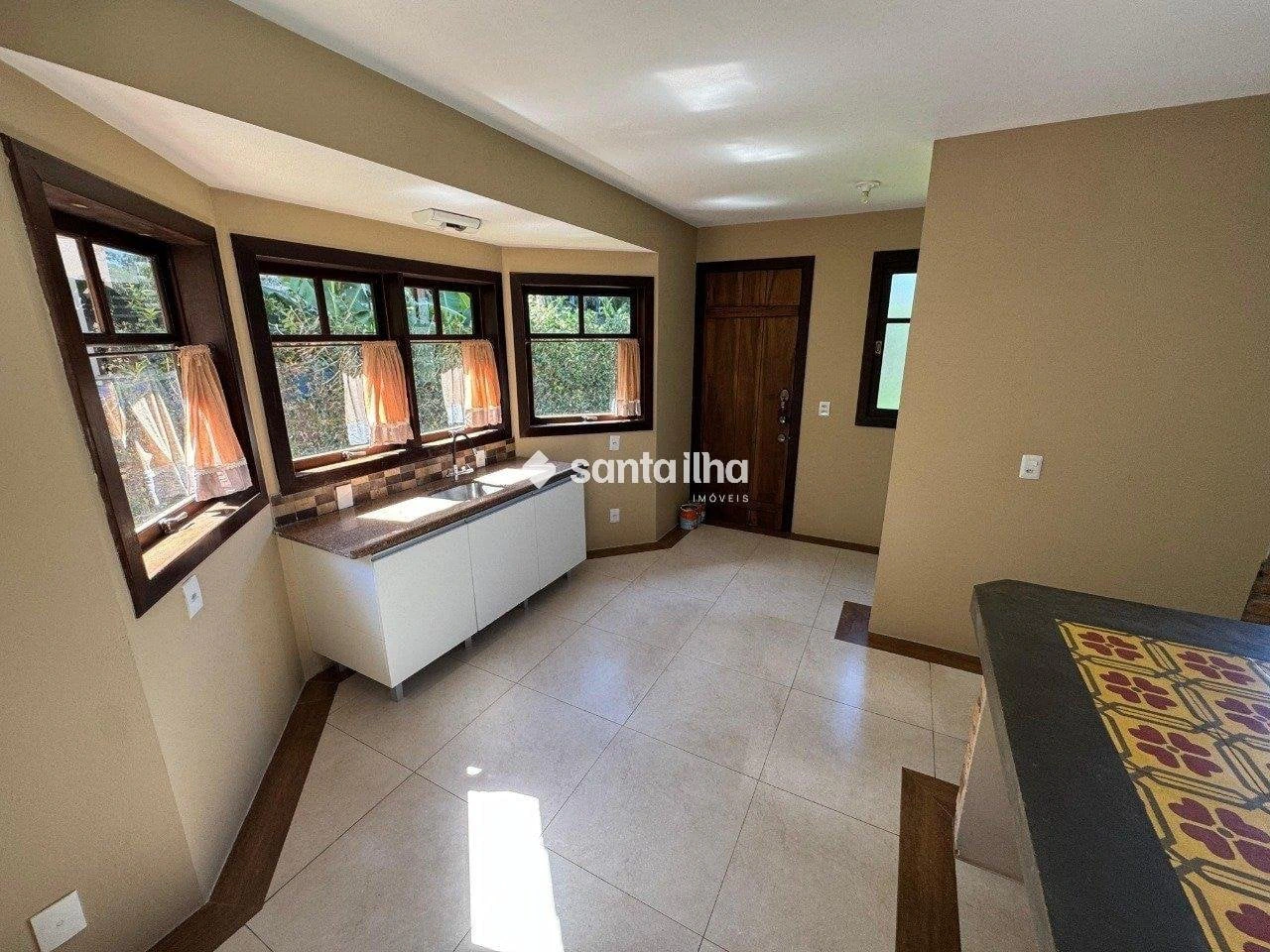 220 m² house with a garden and a home office — photo 5