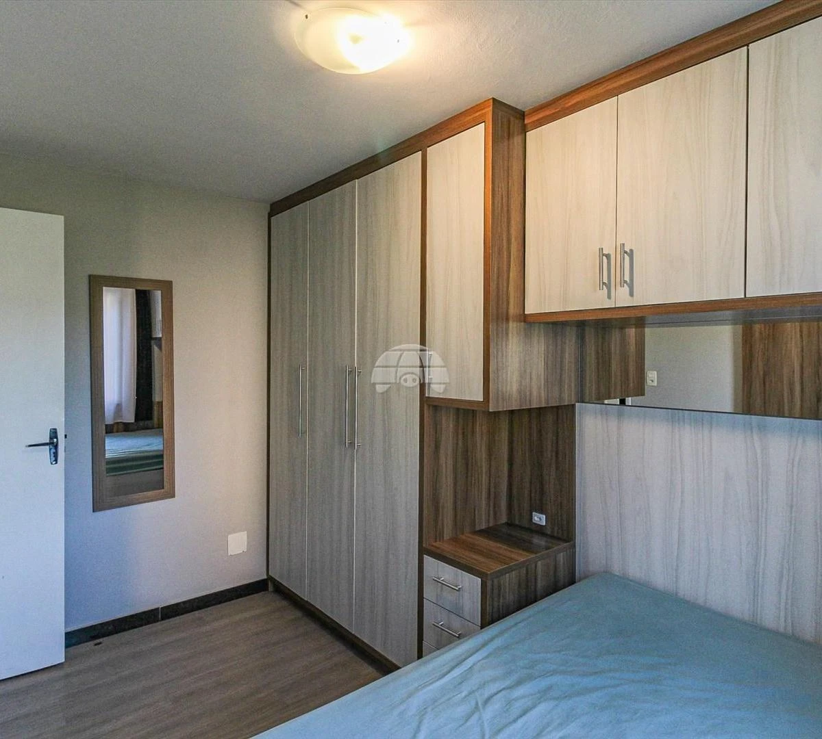 58 m² apartment with a washing machine and a home office — photo 17