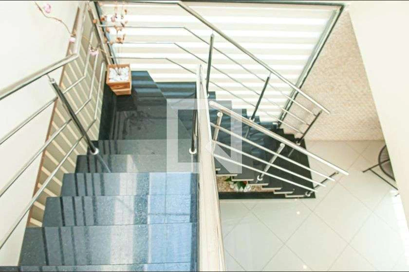 House for rent 480 m² with 4 bedrooms and 6 parking — photo 18