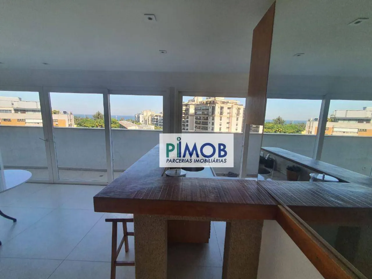 Unfurnished penthouse with 4 bedrooms and floor-to-ceiling windows — photo 11