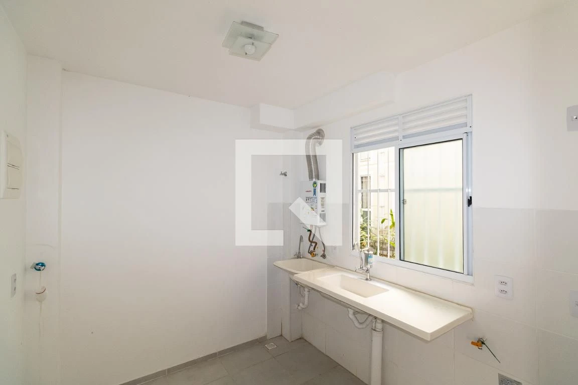 Unfurnished apartment with 2 bedrooms and 1 parking spot — photo 2