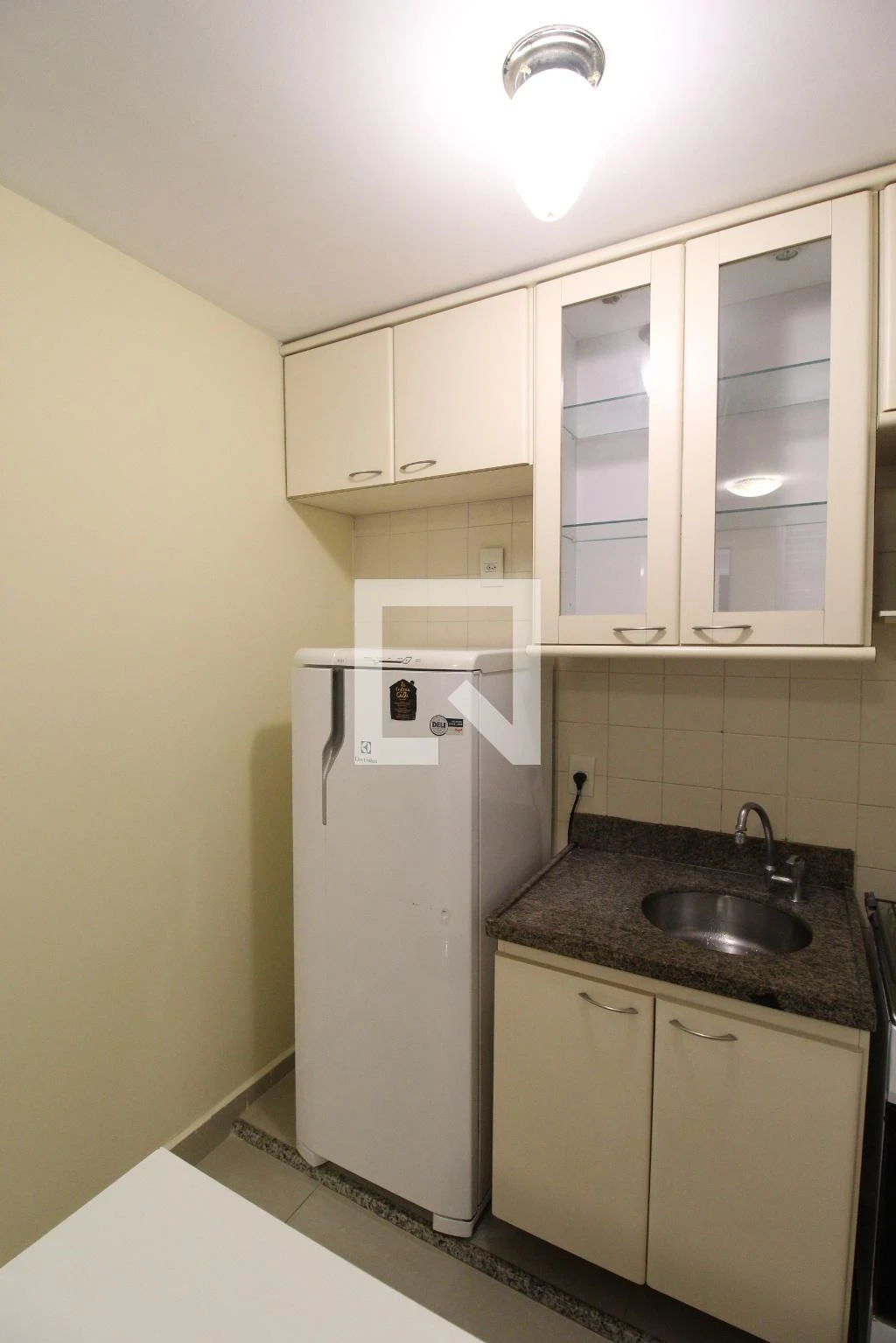 One-bedroom apartment with a water view in Rio de Janeiro — photo 27