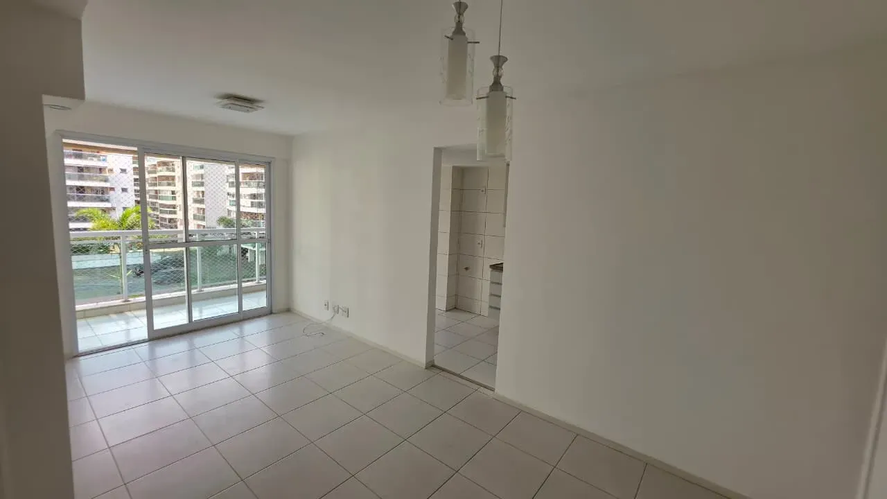 2-bedroom apartment in a building with a coworking space — photo 6