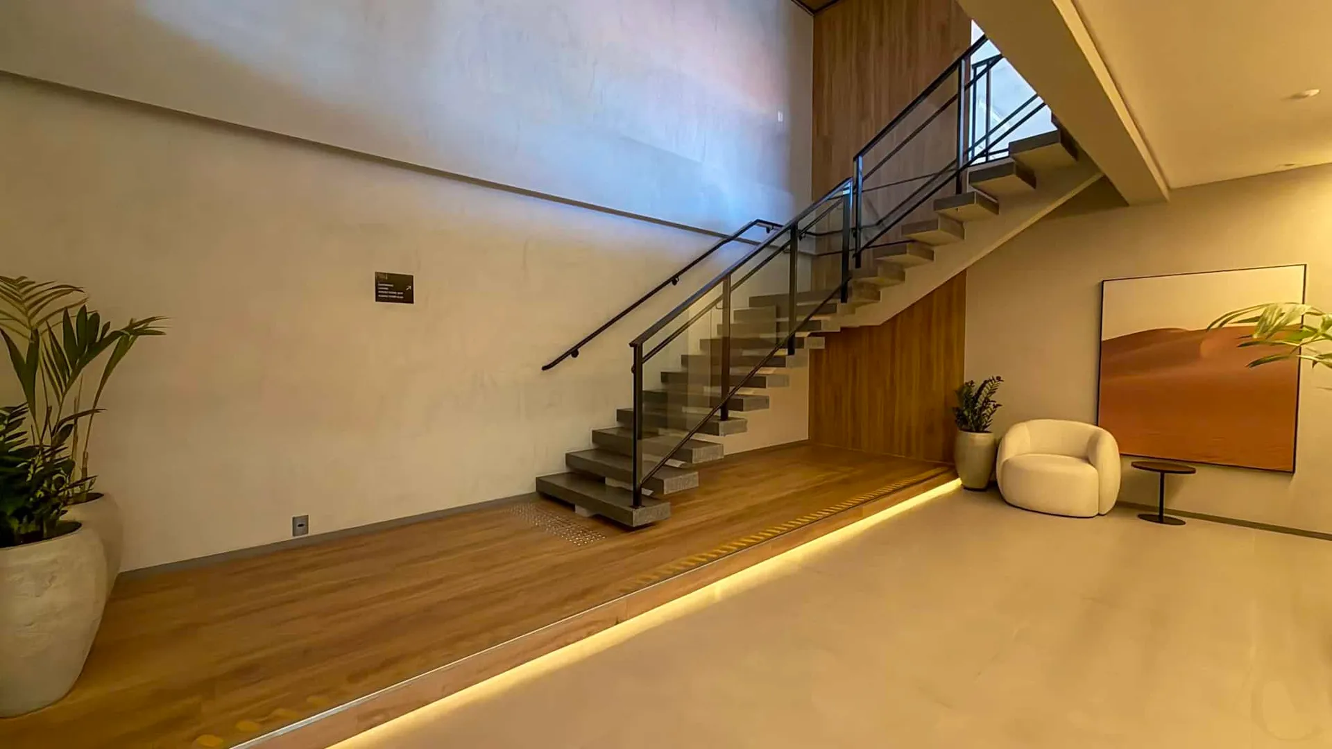 Glass-enclosed balcony in a 2-bedroom apartment, 69 m² — photo 47