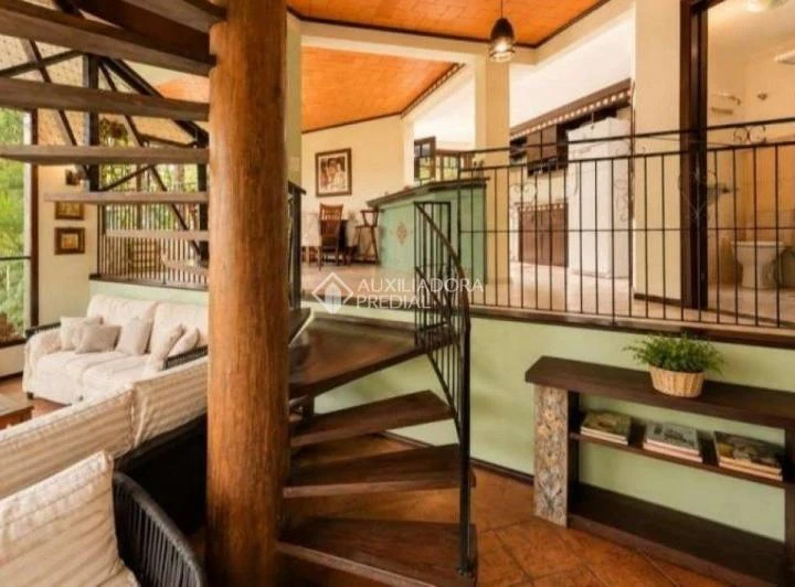 Furnished house with a separate kitchen and 250 m² — photo 8