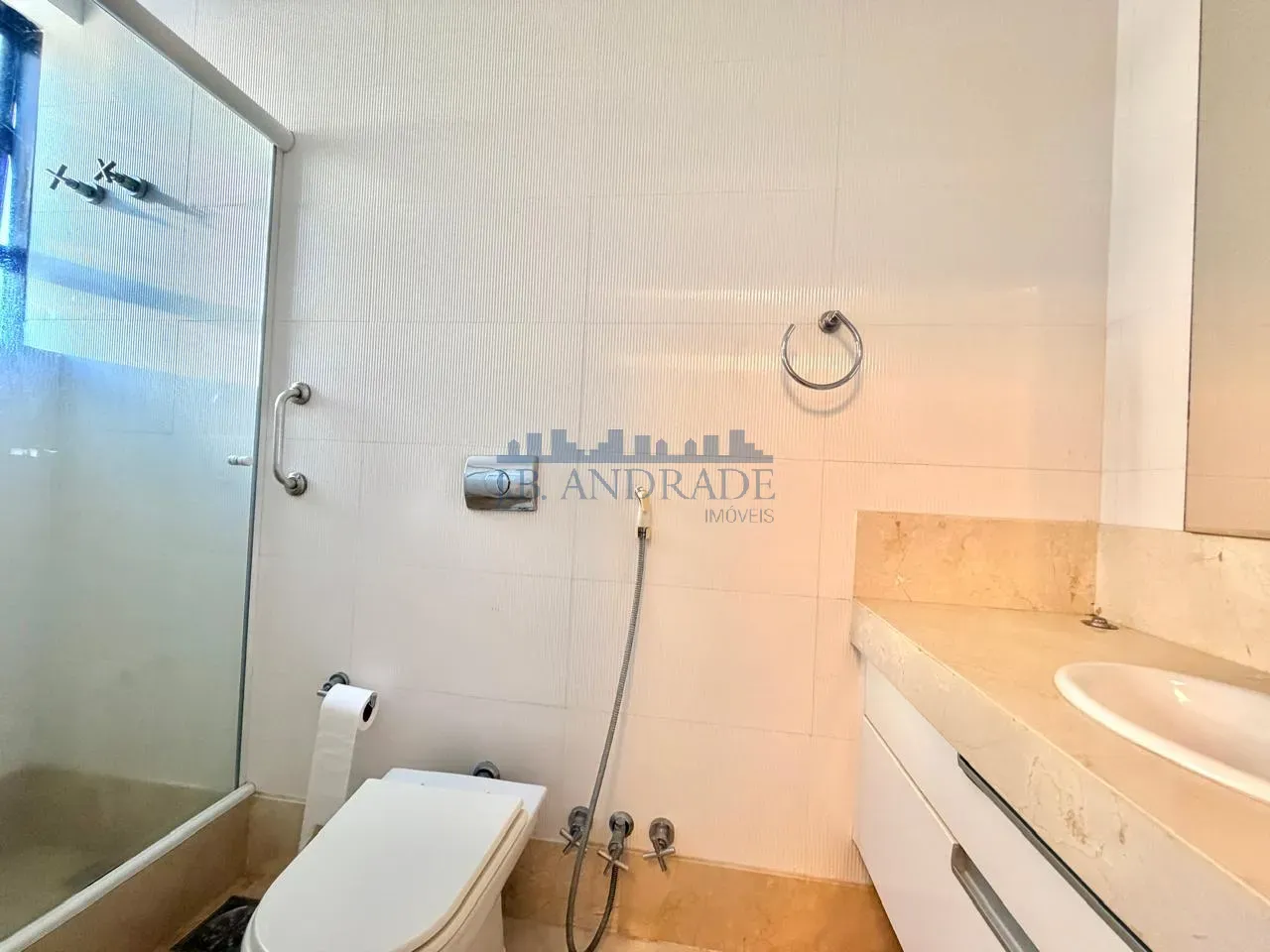 Apartamento mobiliado de 178 m² com 3 quartos e varanda — photo 21