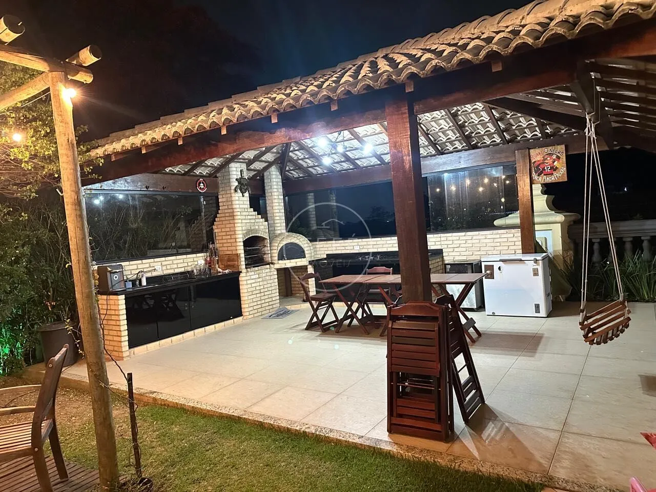 House for rent with 5 suites and 290 m² — photo 17