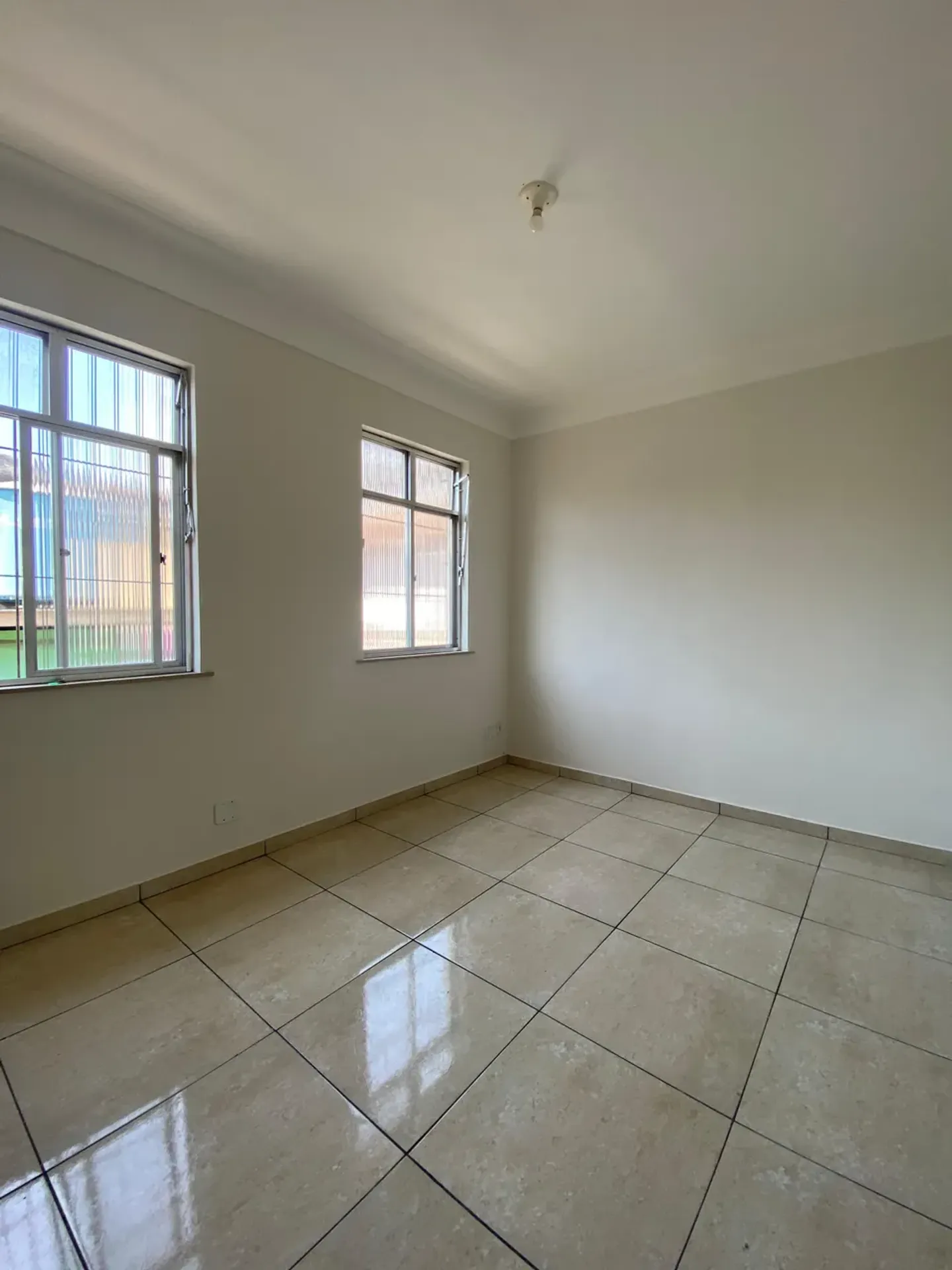 One-bedroom apartment, 69 m² — photo 3