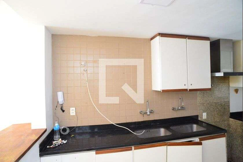 Unfurnished apartment with 2 en-suite bedrooms — photo 13