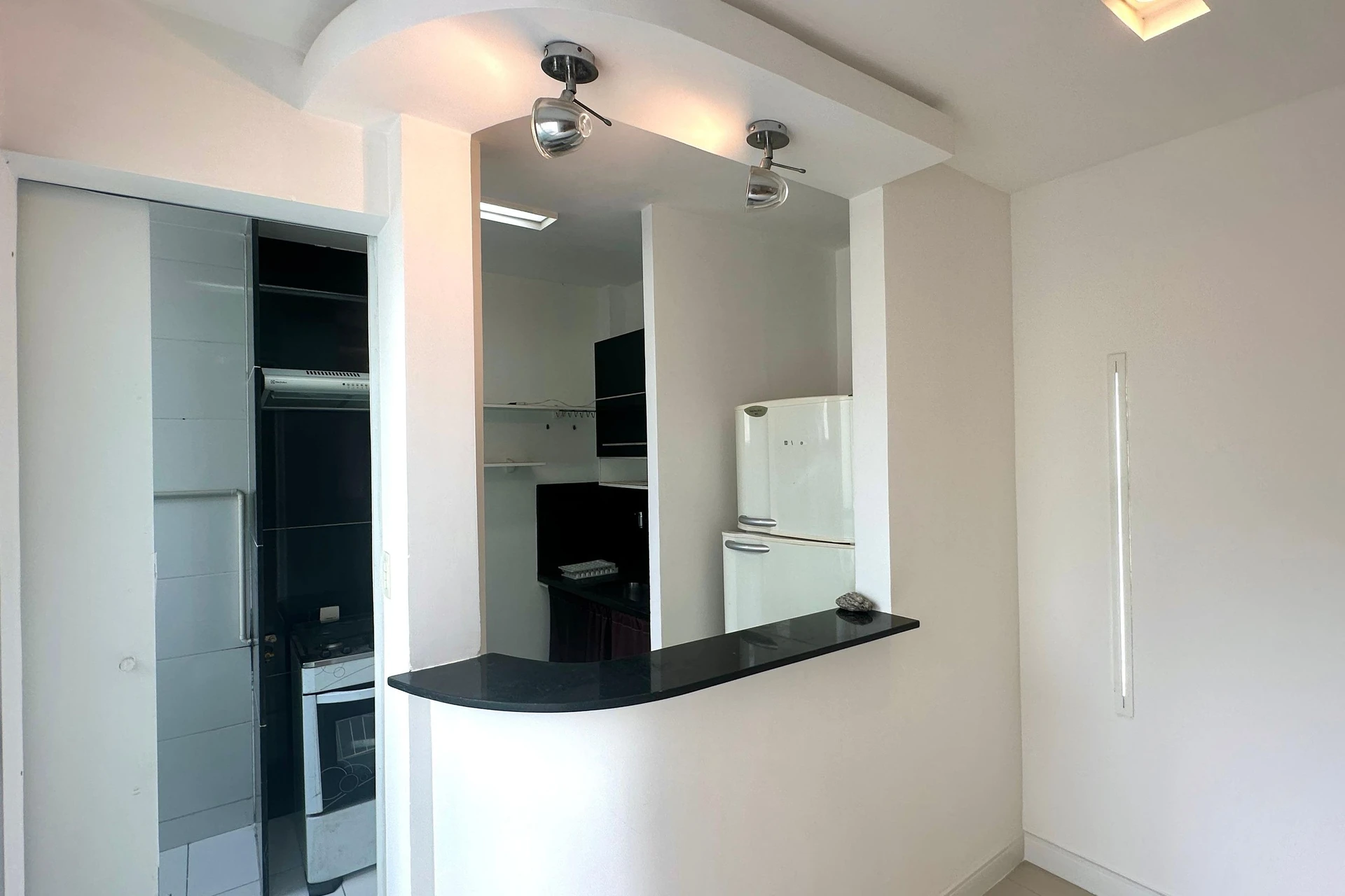Apartamento mobiliado com 2 quartos e cozinha americana — photo 11