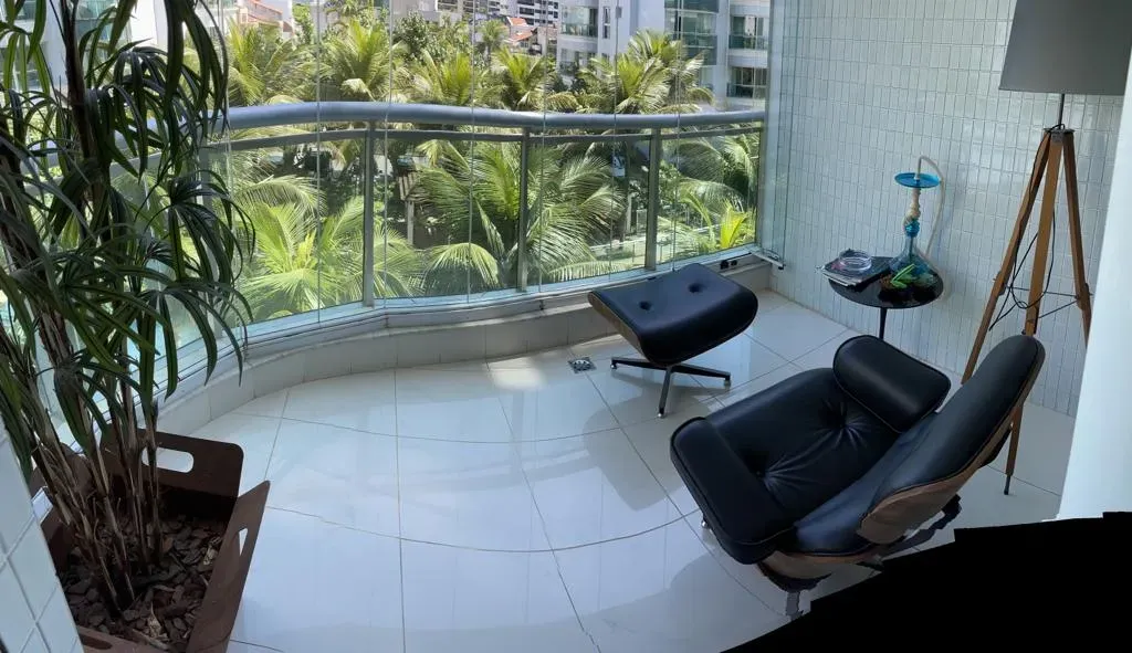 Furnished apartment with 4 bedrooms and open-plan kitchen — photo 34