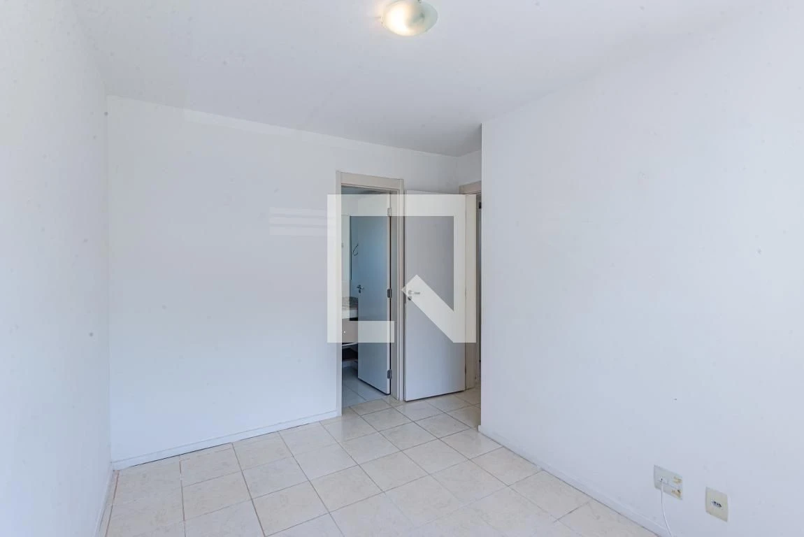 4-bedroom apartment with a mountain view in Rio de Janeiro — photo 59
