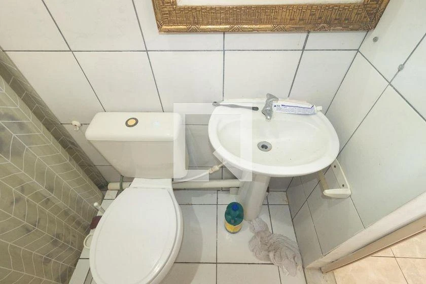 Furnished 1-bedroom house with 57 m² and no parking — photo 21