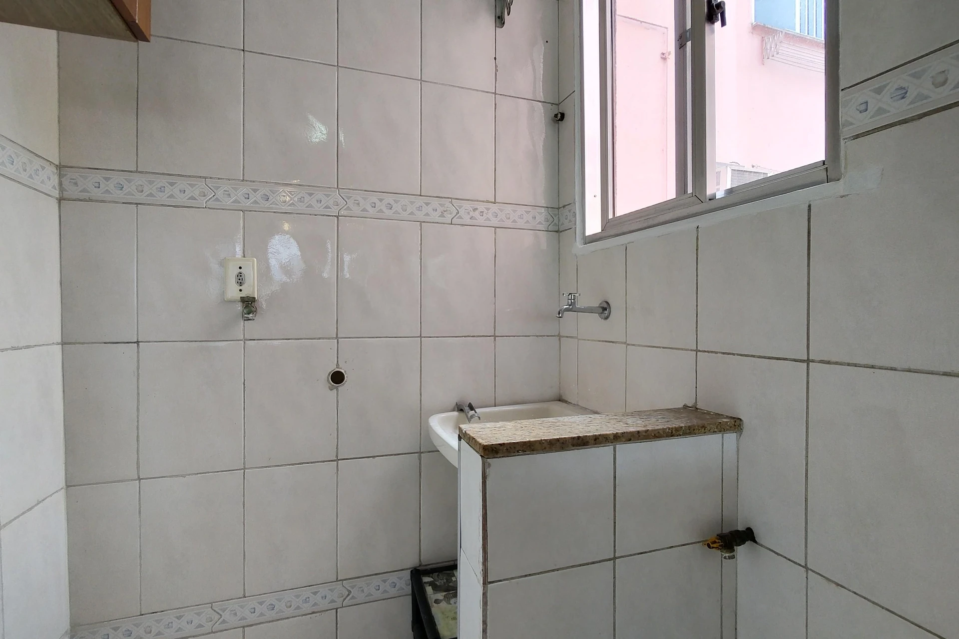 Unfurnished apartment with 2 bedrooms and 1 parking space — photo 43