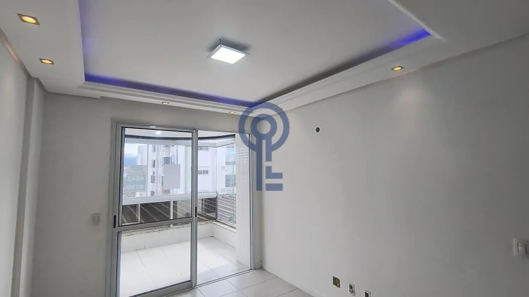 Apartamento de 3 dormitórios com cozinha fechada e 1 vaga — photo 5